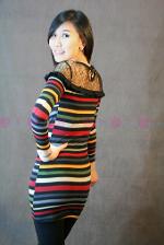 เดรสผ้ายืดแขนยาวลายทางสีสดใสตกแต่งระบายและผ้าซีทรูช่วงไหล่